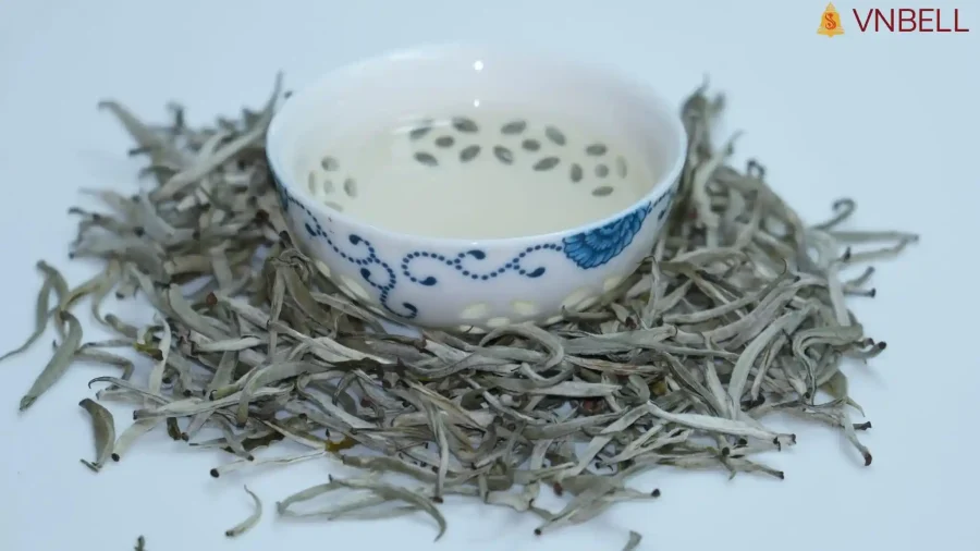 What is White Tea? The Minimalist Spirit of Vietnamese White Tea